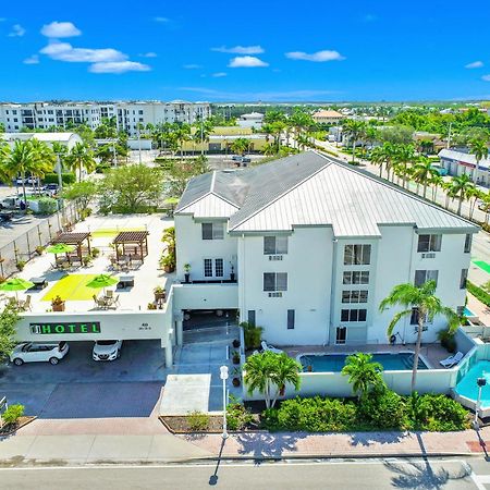 Naples Park Central Hotel Eksteriør billede