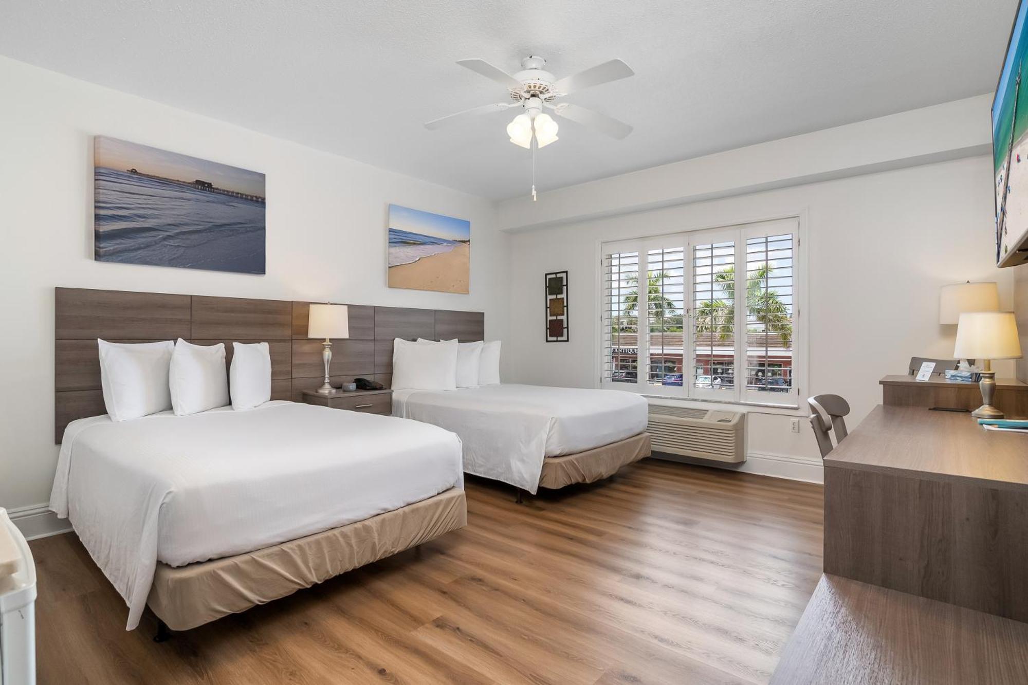 Naples Park Central Hotel Eksteriør billede