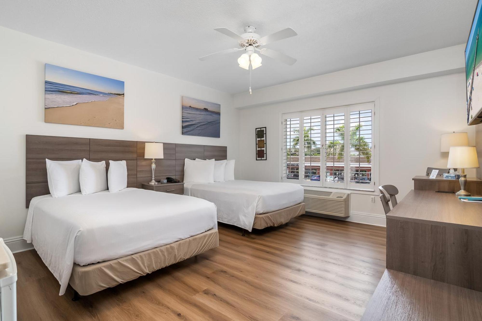 Naples Park Central Hotel Eksteriør billede