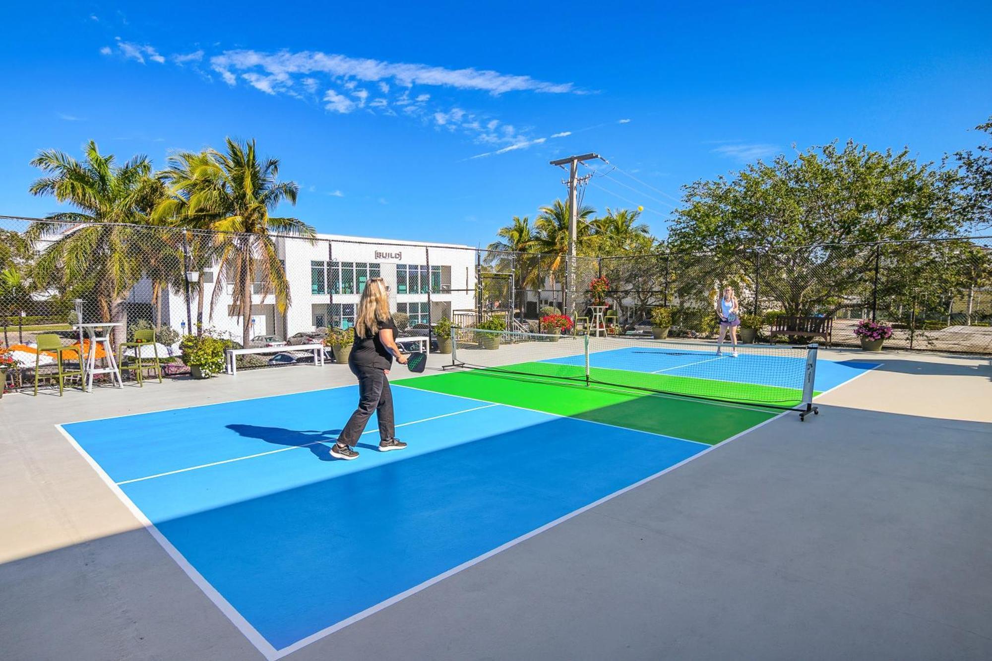 Naples Park Central Hotel Eksteriør billede